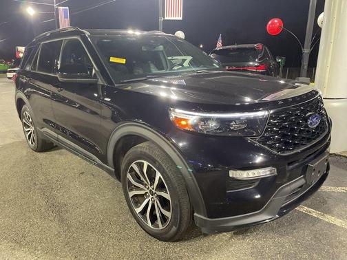 2023 Ford Explorer ST-Line