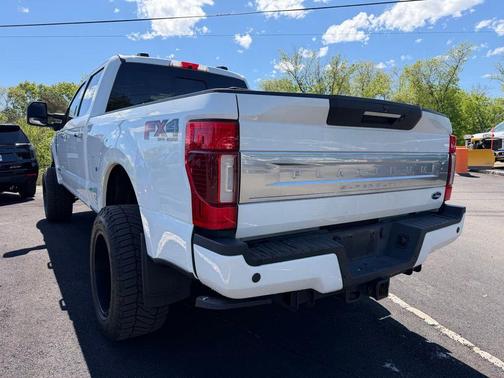 White Metallic 2021 Ford F-350 Platinum