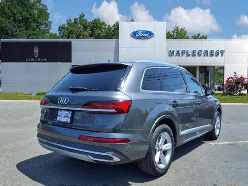 2021 Audi Q7 45 Premium Plus