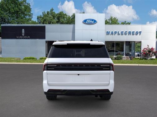 2025 Lincoln Navigator L Reserve