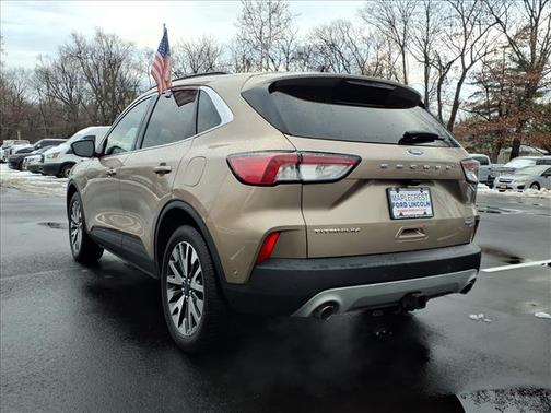 2020 Ford Escape Titanium