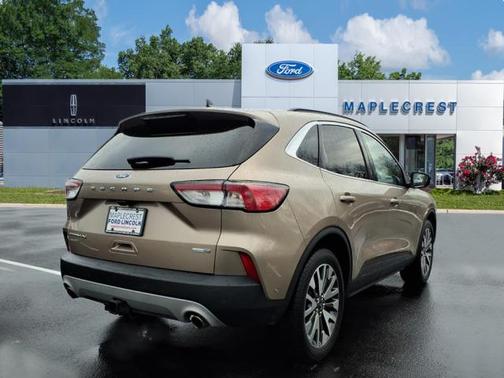 2020 Ford Escape Titanium