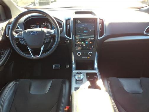 2022 Ford Edge ST
