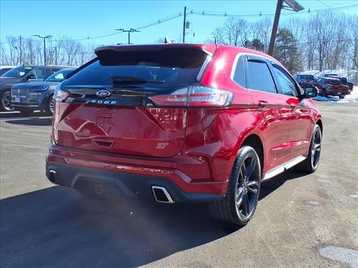 2022 Ford Edge ST