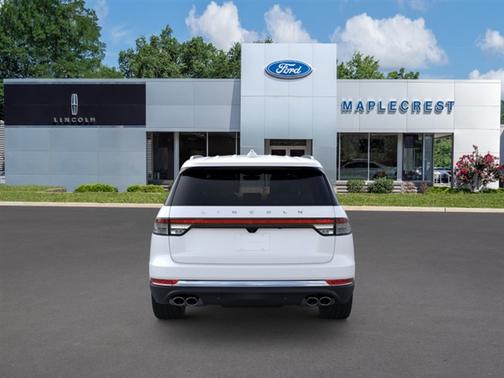 Pristine White 2026 Lincoln Aviator Premiere