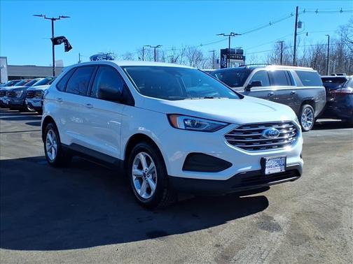 2022 Ford Edge SE