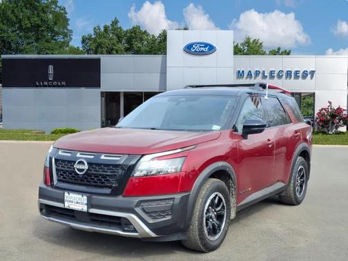 2 Tone Red / Black Roof 2023 Nissan Pathfinder Rock Creek