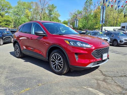 2022 Ford Escape PHEV SE