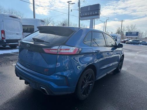 2020 Ford Edge ST