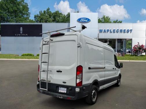 Oxford White 2018 Ford Transit-250 148 WB Medium Roof Cargo