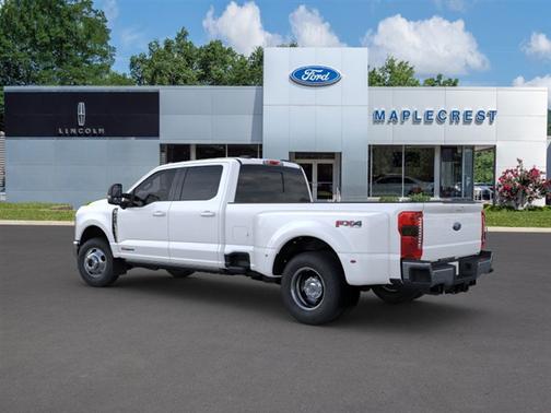 2025 Ford F-350 Lariat Super Duty