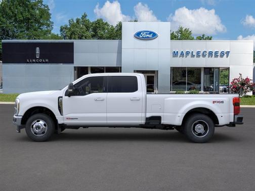 2025 Ford F-350 Lariat Super Duty