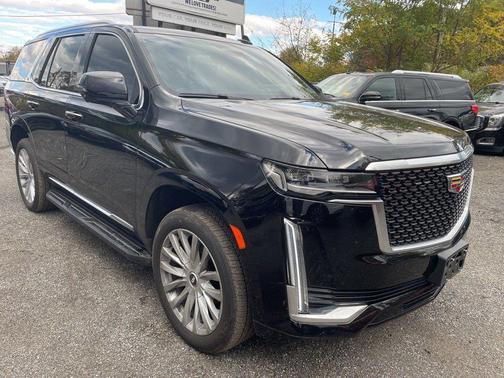 2023 Cadillac Escalade Luxury