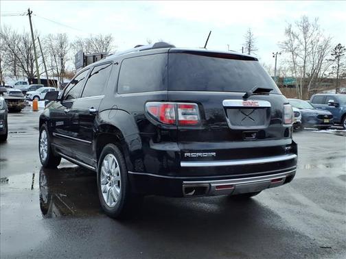2016 GMC Acadia Denali