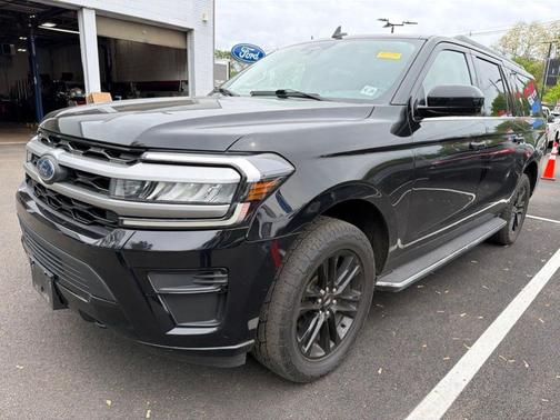 Black Metallic 2023 Ford Expedition Max XLT