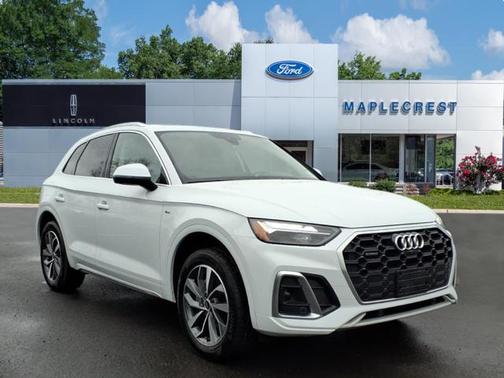 2022 Audi Q5 45 S line Premium Plus