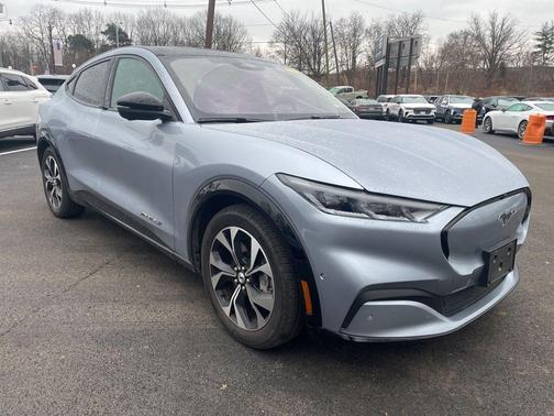 2022 Ford Mustang Mach-E Premium
