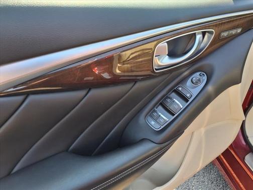 2014 INFINITI Q50 Premium