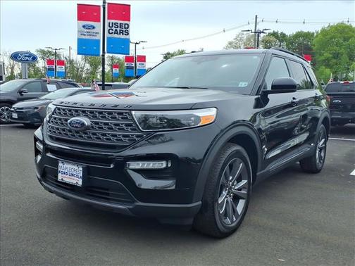 Agate Black Metallic 2023 Ford Explorer XLT