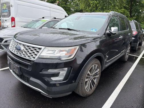 Black 2016 Ford Explorer Platinum