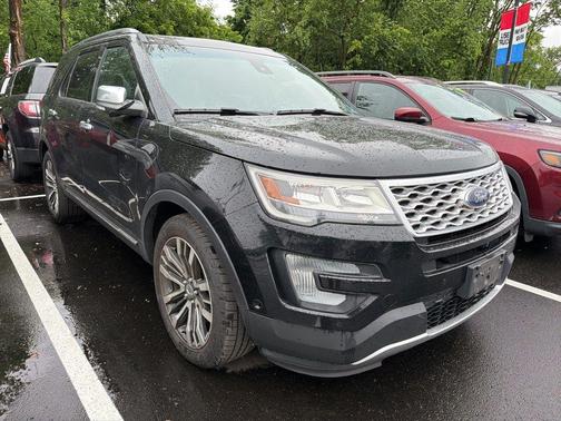 Black 2016 Ford Explorer Platinum