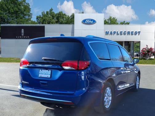 2020 Chrysler Pacifica Touring-L