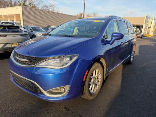 2020 Chrysler Pacifica Touring-L