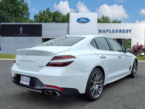 2022 Genesis G70 2.0T