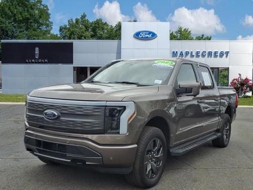 2023 Ford F-150 Lightning LARIAT