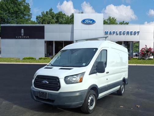 2018 Ford Transit-250 130 WB Medium Roof Cargo