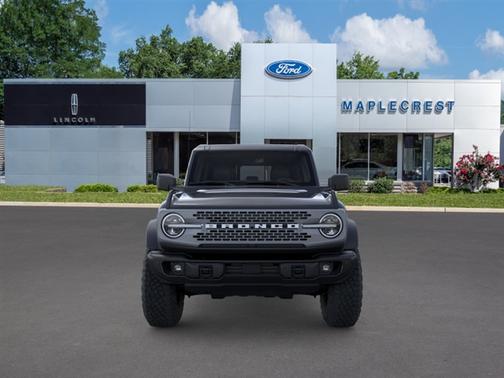 Shadow Black 2026 Ford Bronco Badlands