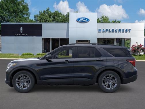 Agate Black Metallic 2026 Ford Explorer Active