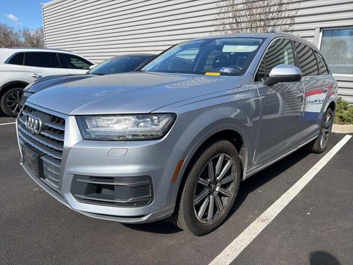 2019 Audi Q7 55 Premium Plus