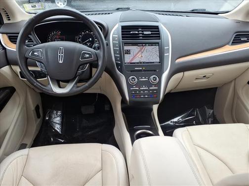 2015 Lincoln MKC Base