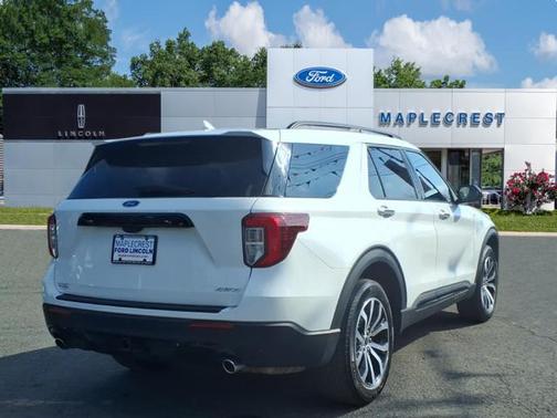 2022 Ford Explorer ST-Line