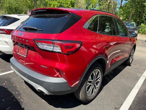 Red Metallic 2022 Ford Escape SEL