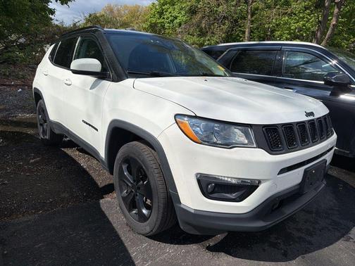 White Clearcoat 2021 Jeep Compass Altitude