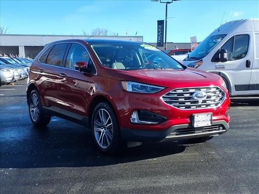 2024 Ford Edge Titanium