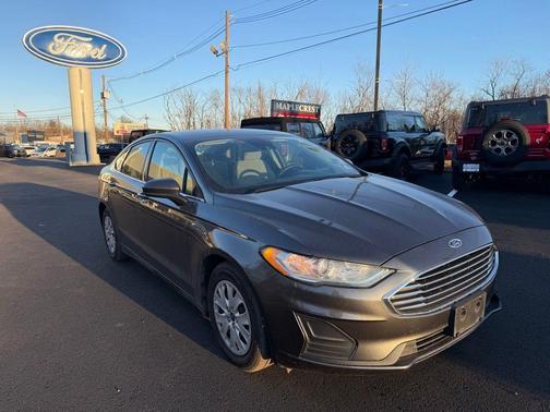 2019 Ford Fusion S