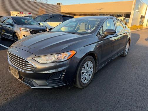 2019 Ford Fusion S