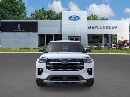 Space White Metallic 2026 Ford Explorer Active