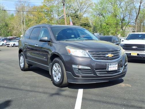 Tungsten Metallic 2016 Chevrolet Traverse LS
