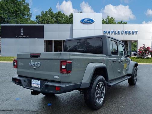 2021 Jeep Gladiator Overland