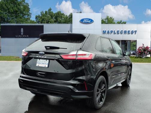 2022 Ford Edge ST Line