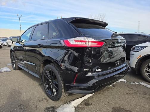 2022 Ford Edge ST Line