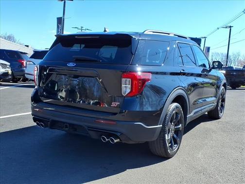 Agate Black Metallic 2022 Ford Explorer ST