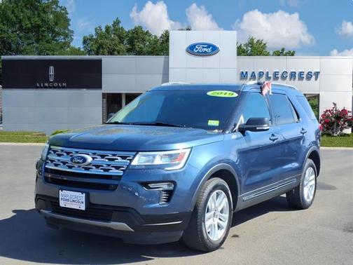 Blue Metallic 2019 Ford Explorer XLT