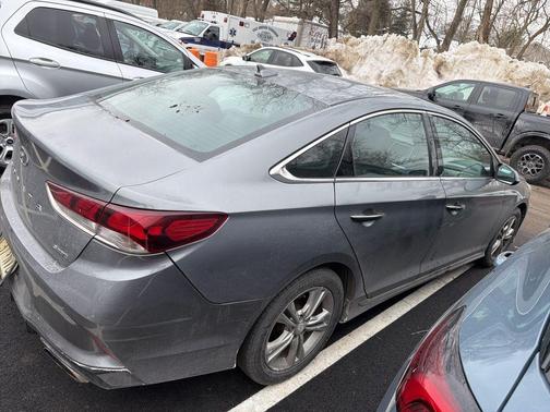 2018 Hyundai SONATA Sport
