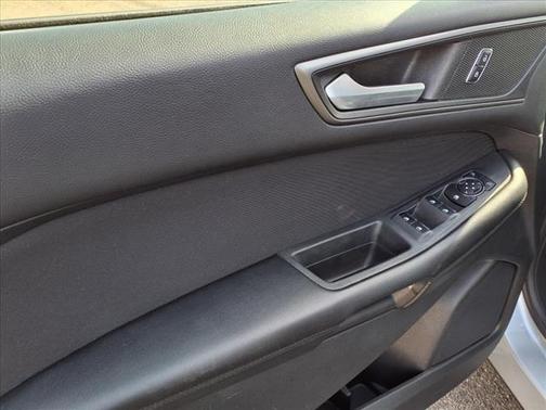 2016 Ford Edge SE