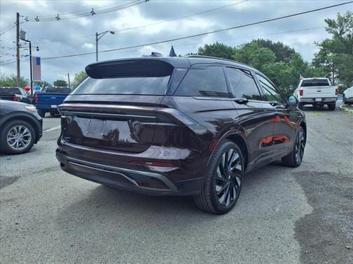 2024 Lincoln Nautilus Reserve
